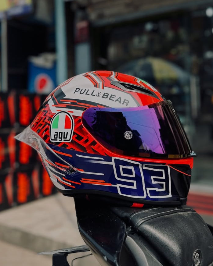 93 Pull And Bear AGV Full Face Helmet