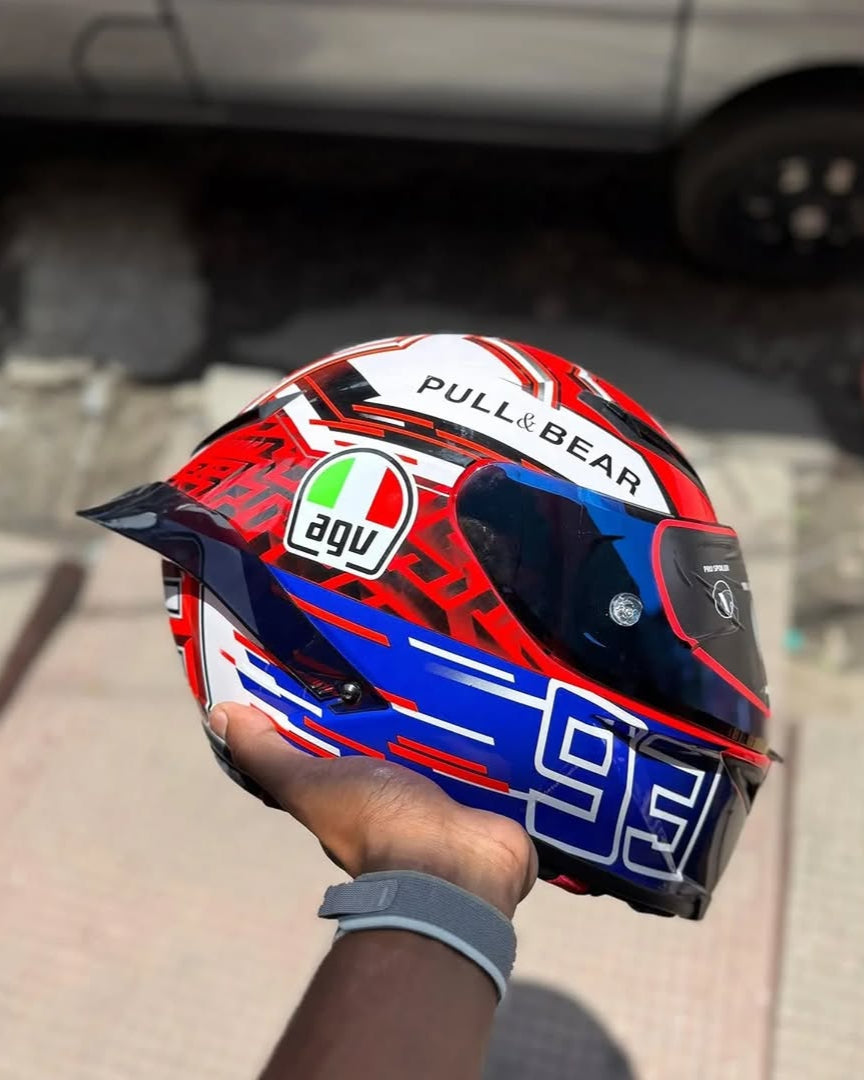 93 Pull And Bear AGV Full Face Helmet